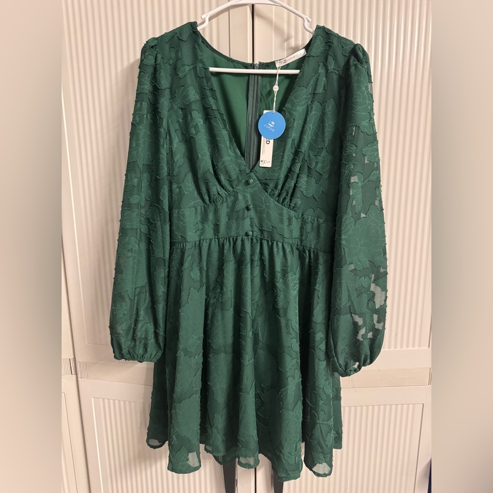 Cupshe Dark Green Textured V-Neck Dress